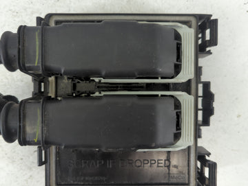 2020-2022 Ford Escape Fusebox Fuse Box Panel Relay Module P/N:LX6T-14D068-NBC Fits Fits 2020 2021 2022 OEM Used Auto Parts