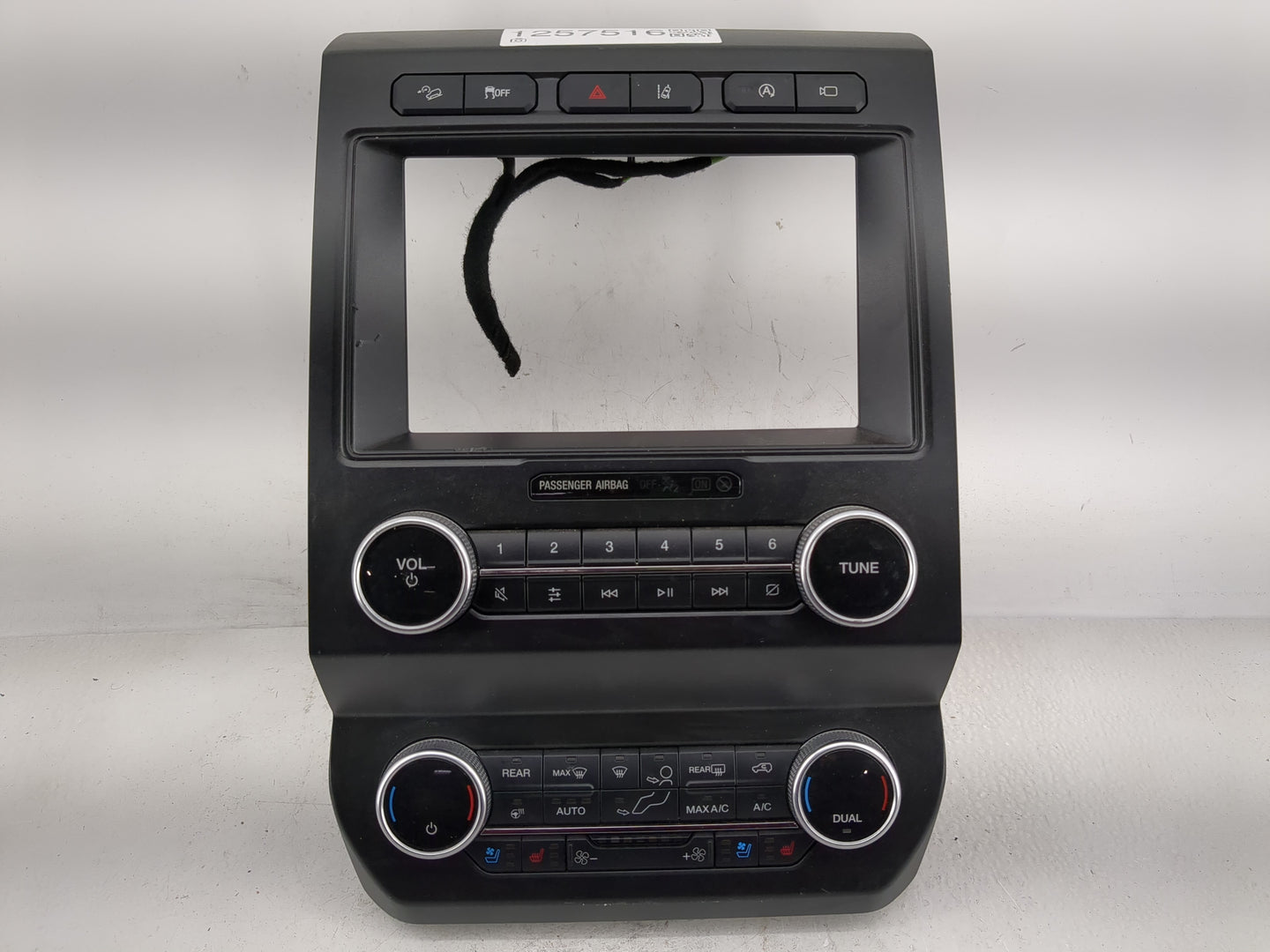 2020-2021 Ford Expedition Radio Control Panel 1257516 - Oemusedautoparts1.com