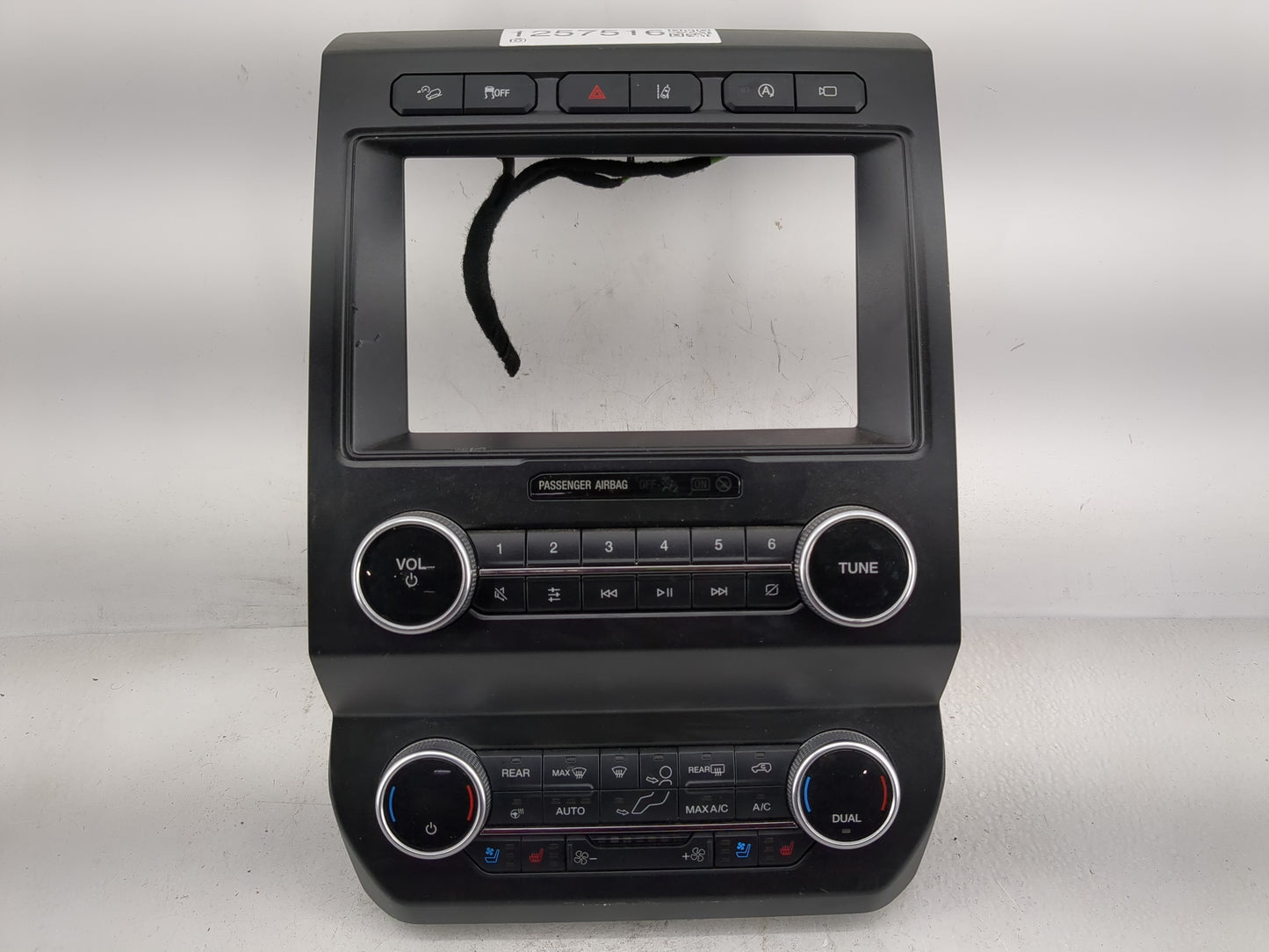 2020-2021 Ford Expedition Radio Control Panel 1257516 - Oemusedautoparts1.com