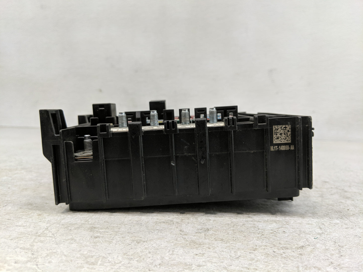 2020-2021 Ford Expedition Fusebox Fuse Box Panel Relay Module Fits Fits 2020 2021 OEM Used Auto Parts - Oemusedautoparts1.co