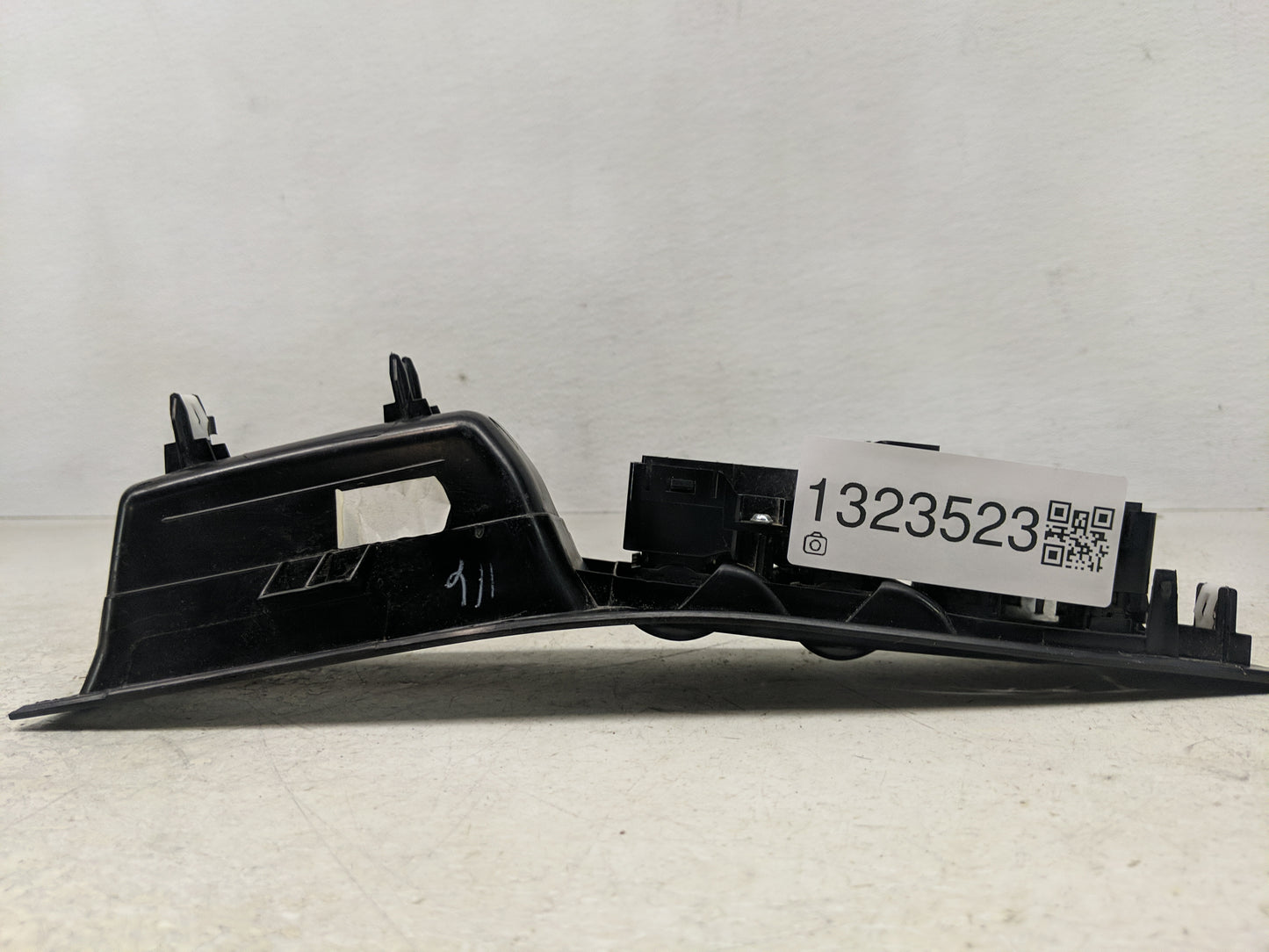 2018-2021 Ford Expedition Master Power Window Switch Replacement Driver Side Left P/N:FL3T-14540-DEW Fits OEM Used Auto Part
