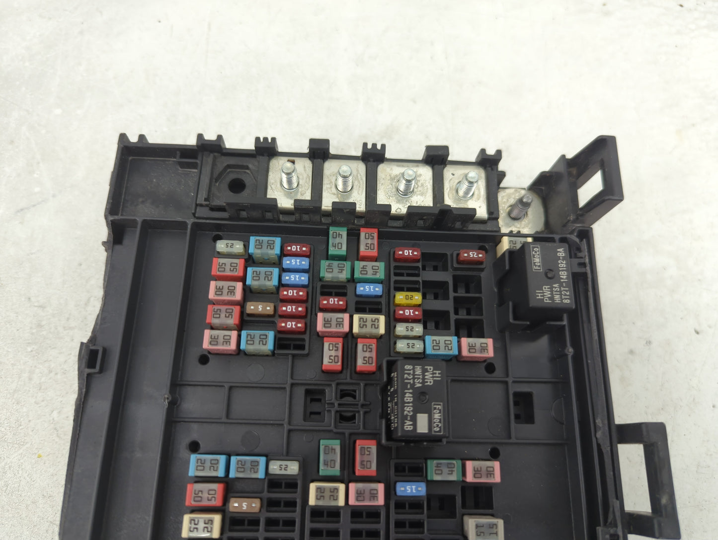 2020-2021 Ford Expedition Fusebox Fuse Box Panel Relay Module P/N:JU5T-14A003-EA Fits Fits 2020 2021 OEM Used Auto Parts - O