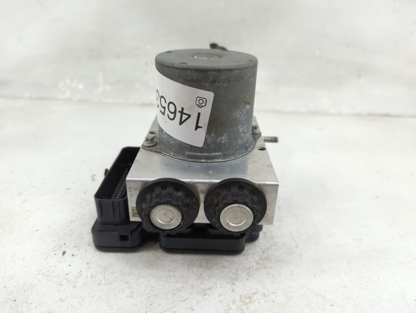 2021 Ford Expedition ABS Pump Control Module Replacement P/N:ML14-2B373-BA Fits OEM Used Auto Parts - Oemusedautoparts1.com