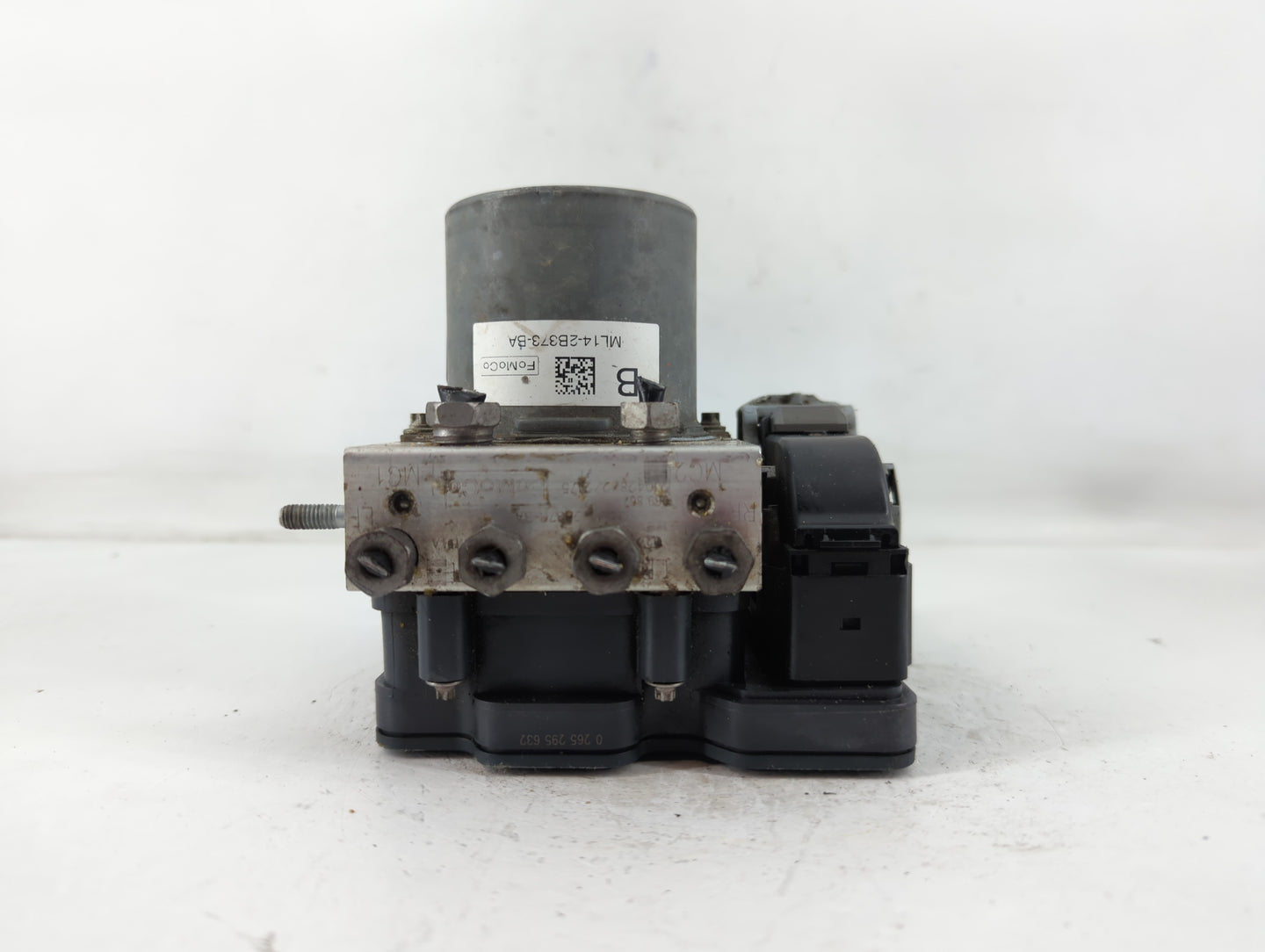 2021 Ford Expedition ABS Pump Control Module Replacement P/N:ML 14 2B373-BA Fits OEM Used Auto Parts - Oemusedautoparts1.com