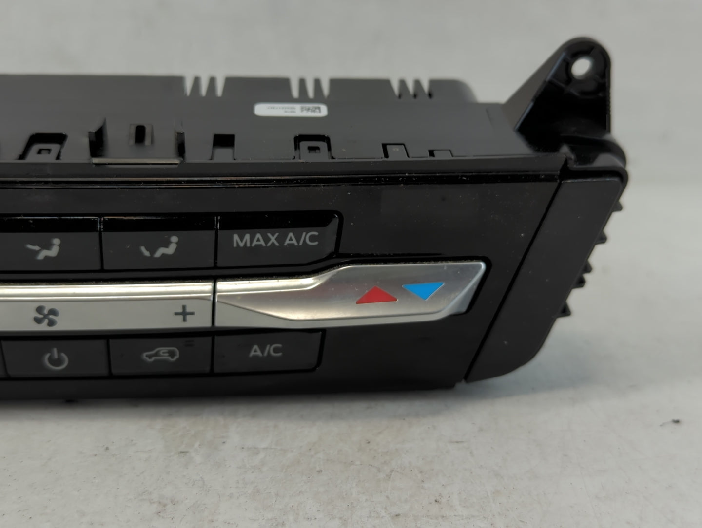 2021 Ford Explorer Climate Control Module Temperature AC/Heater Replacement P/N:LB5T-18C612-HG Fits OEM Used Auto Parts - Oe