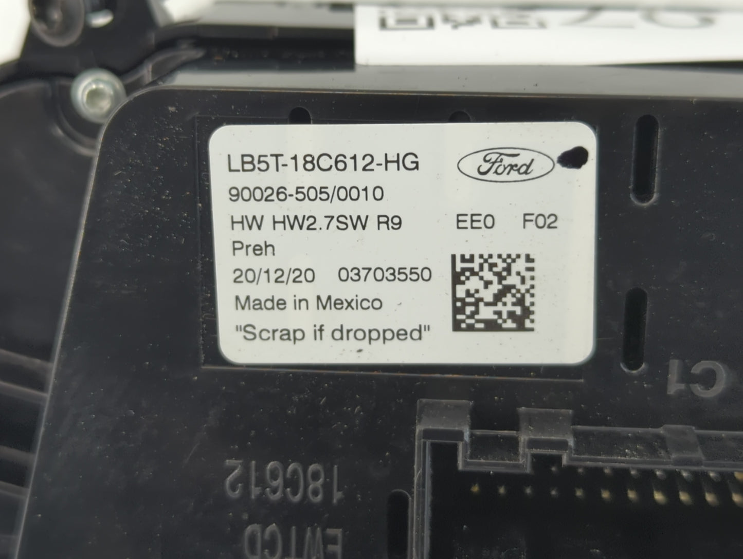 2021 Ford Explorer Climate Control Module Temperature AC/Heater Replacement P/N:LB5T-18C612-HG Fits OEM Used Auto Parts - Oe