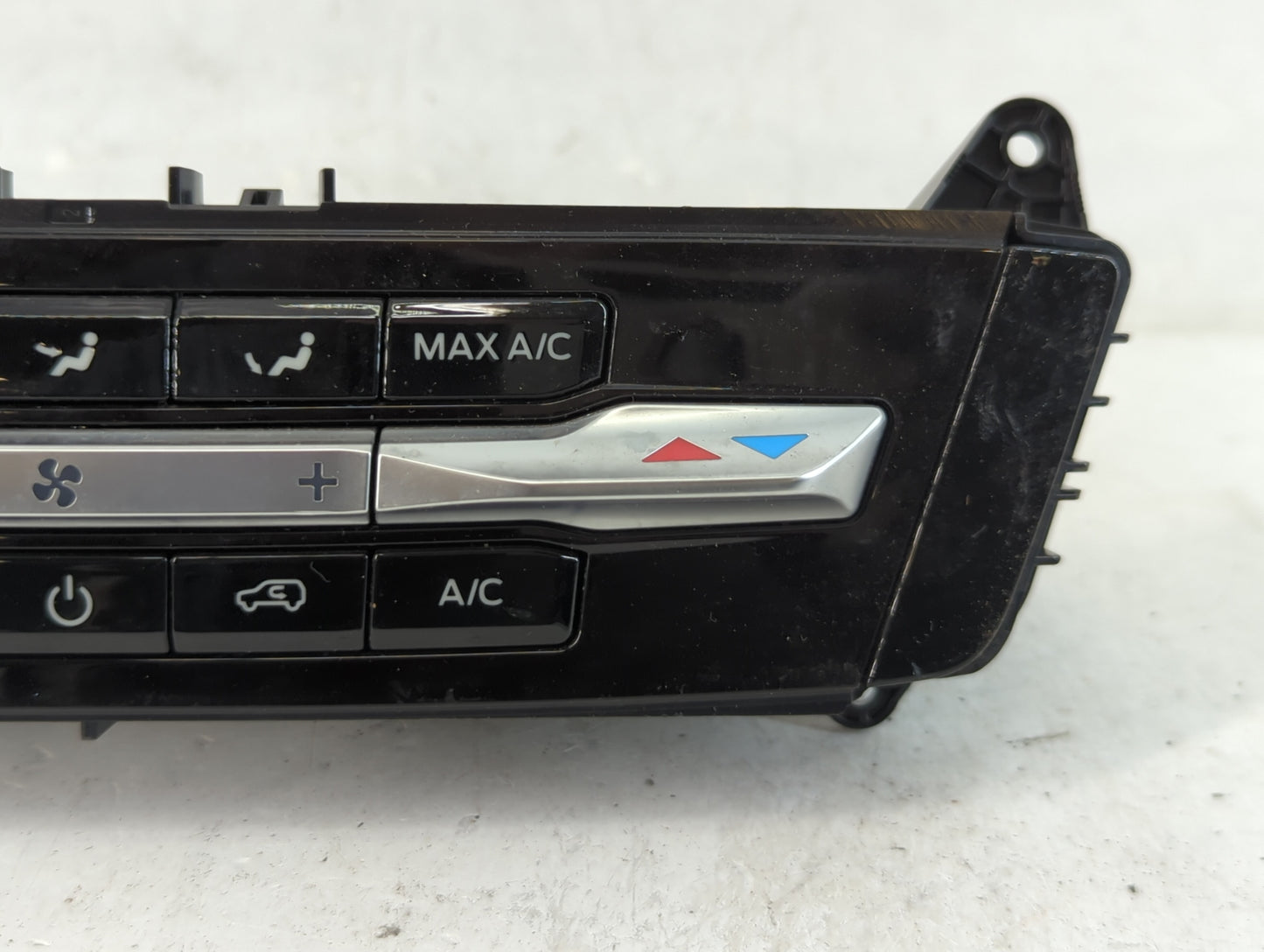 2021 Ford Explorer Climate Control Module Temperature AC/Heater Replacement P/N:LB5T-18C612-HG Fits OEM Used Auto Parts - Oe