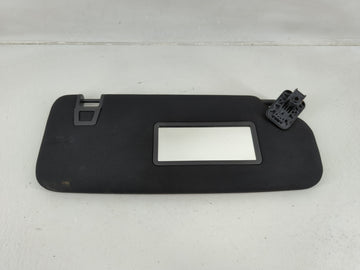 2021 Ford Explorer Sun Visor Shade Replacement Passenger Right Mirror Fits OEM Used Auto Parts - Oemusedautoparts1.com