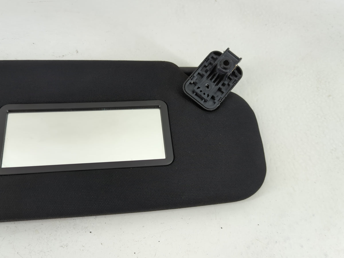 2020 Ford Explorer Sun Visor Shade Replacement Passenger Right Mirror Fits OEM Used Auto Parts - Oemusedautoparts1.com