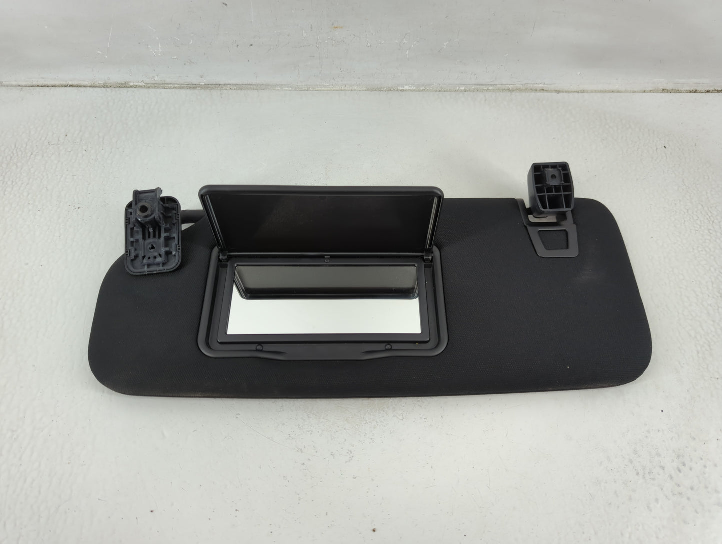 2021 Ford Explorer Sun Visor Shade Replacement Driver Left Mirror Fits OEM Used Auto Parts - Oemusedautoparts1.com