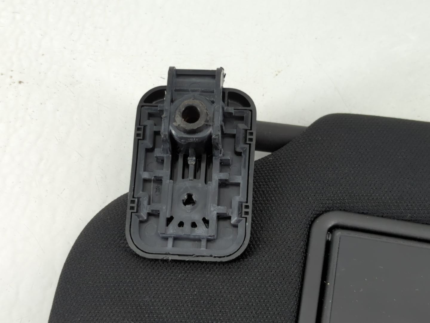 2021 Ford Explorer Sun Visor Shade Replacement Driver Left Mirror Fits OEM Used Auto Parts - Oemusedautoparts1.com