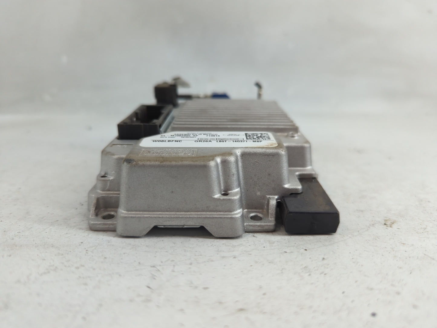 2021 Ford Explorer Radio AM FM Cd Player Receiver Replacement P/N:LB5T-14G371-MBP Fits OEM Used Auto Parts - Oemusedautopart