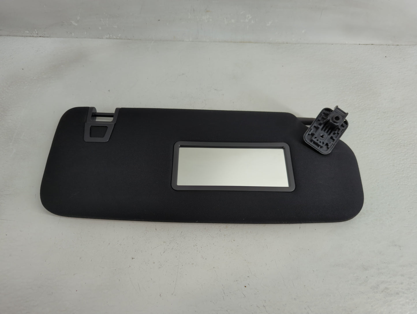 2021 Ford Explorer Sun Visor Shade Replacement Driver Left Mirror Fits OEM Used Auto Parts - Oemusedautoparts1.com
