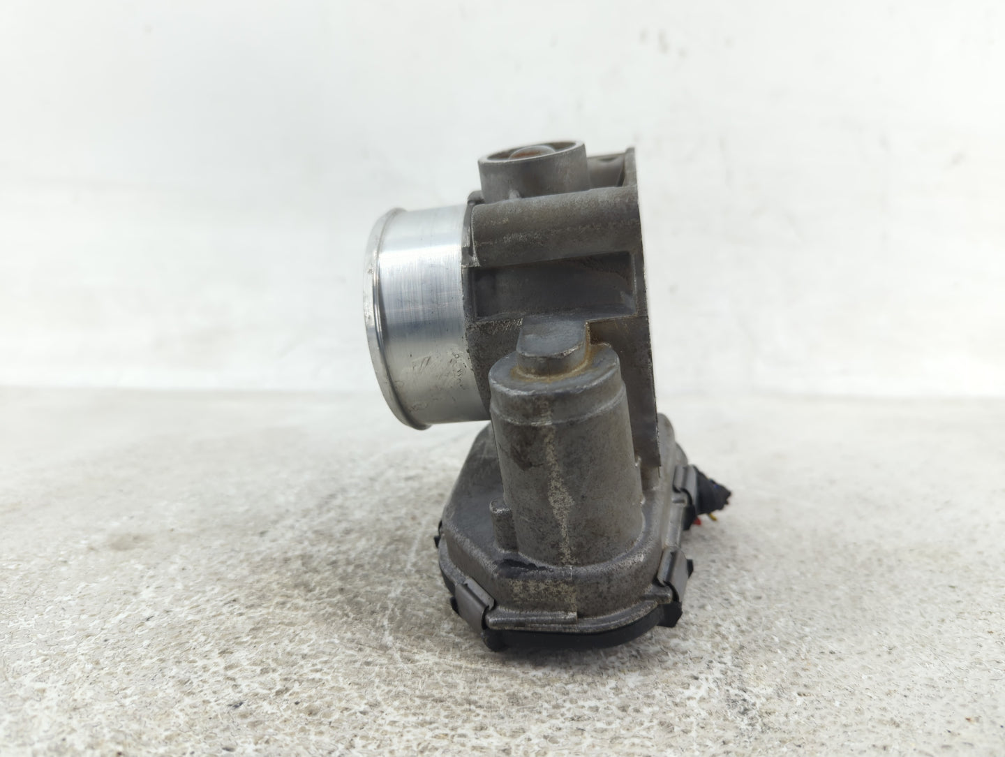 2020-2022 Ford Explorer Throttle Body P/N:JT4E 9F991 AA Fits Fits 2018 2019 2020 2021 2022 OEM Used Auto Parts - Oemusedauto