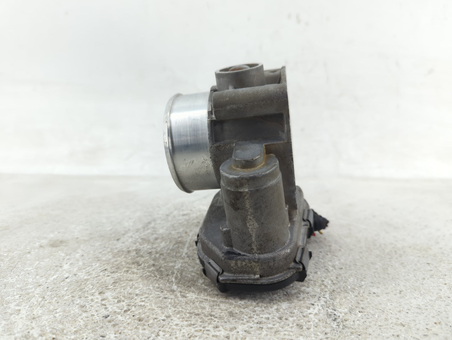 2020-2022 Ford Explorer Throttle Body P/N:JT4E 9F991 AA Fits Fits 2018 2019 2020 2021 2022 OEM Used Auto Parts - Oemusedauto