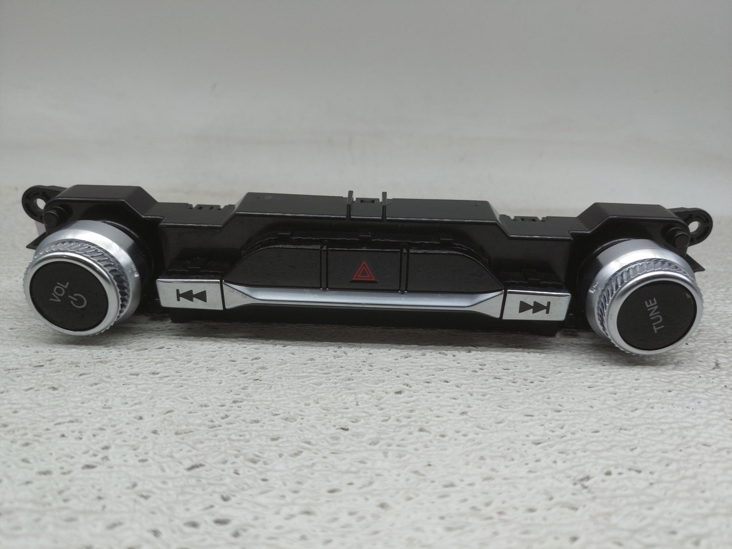 2021 Ford Explorer Radio Control Panel - Oemusedautoparts1.com