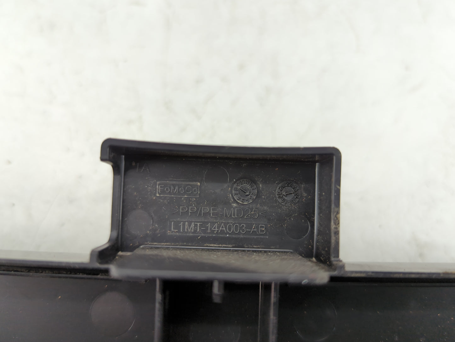 2021 Ford Explorer Fusebox Fuse Box Panel Relay Module P/N:L1MT-14A003-AB L1MT-14D068-ZG Fits OEM Used Auto Parts - Oemuseda