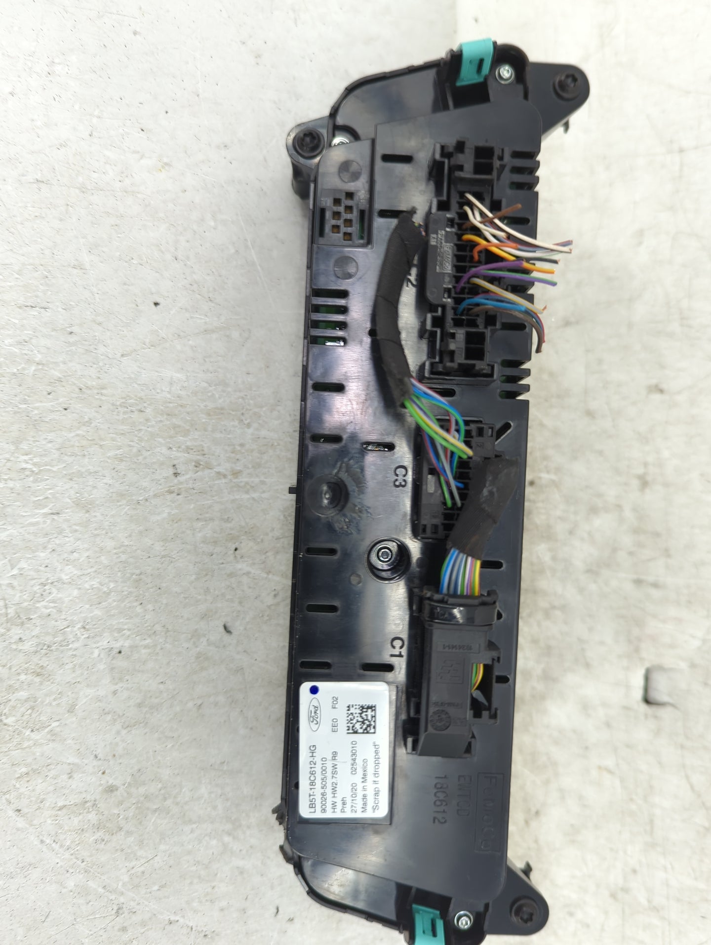 2021 Ford Explorer Climate Control Module Temperature AC/Heater Replacement P/N:LB5T-18C612-HG Fits OEM Used Auto Parts - Oe