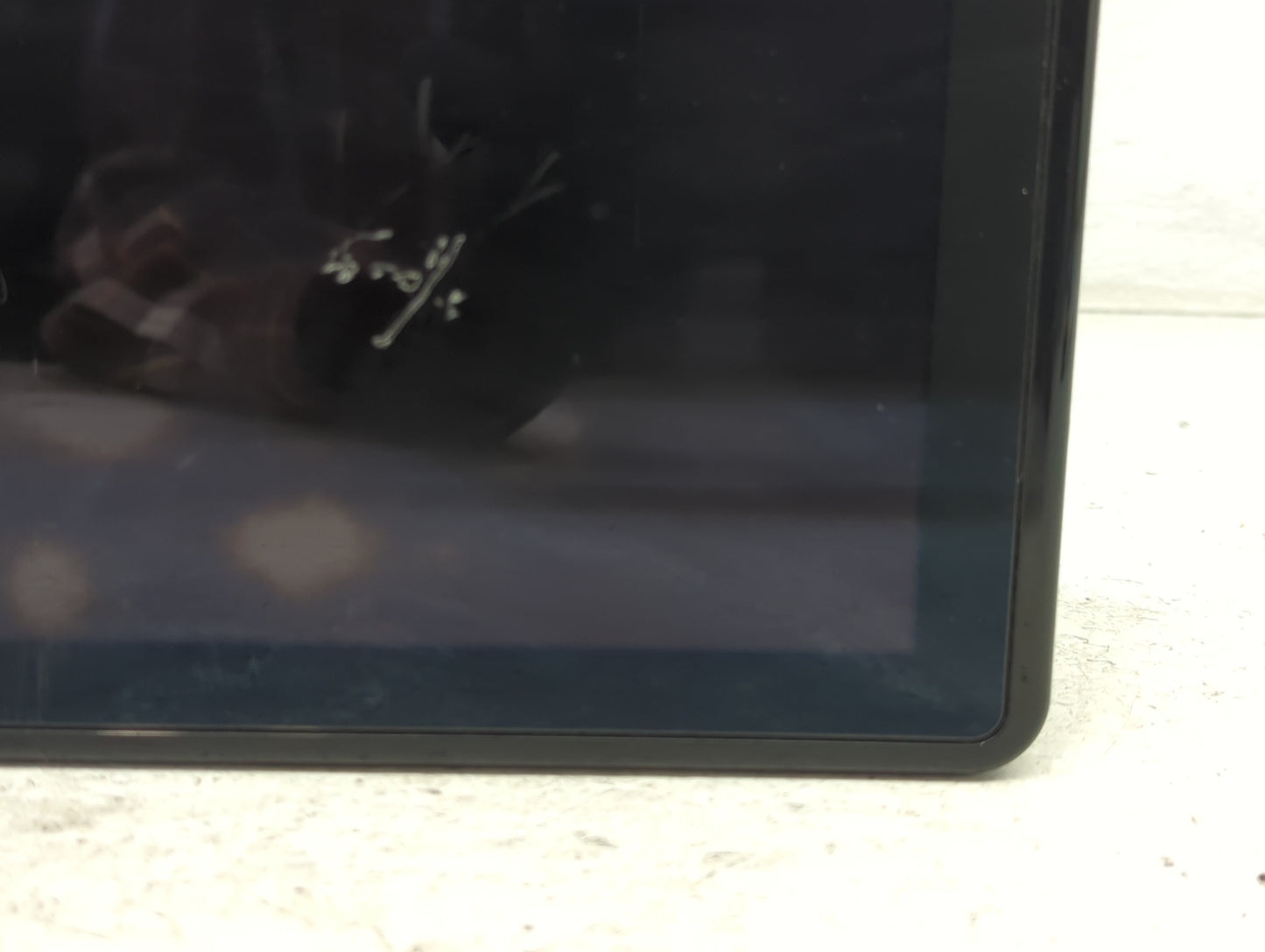 2020-2022 Ford Explorer Information Display Screen - Oemusedautoparts1.com