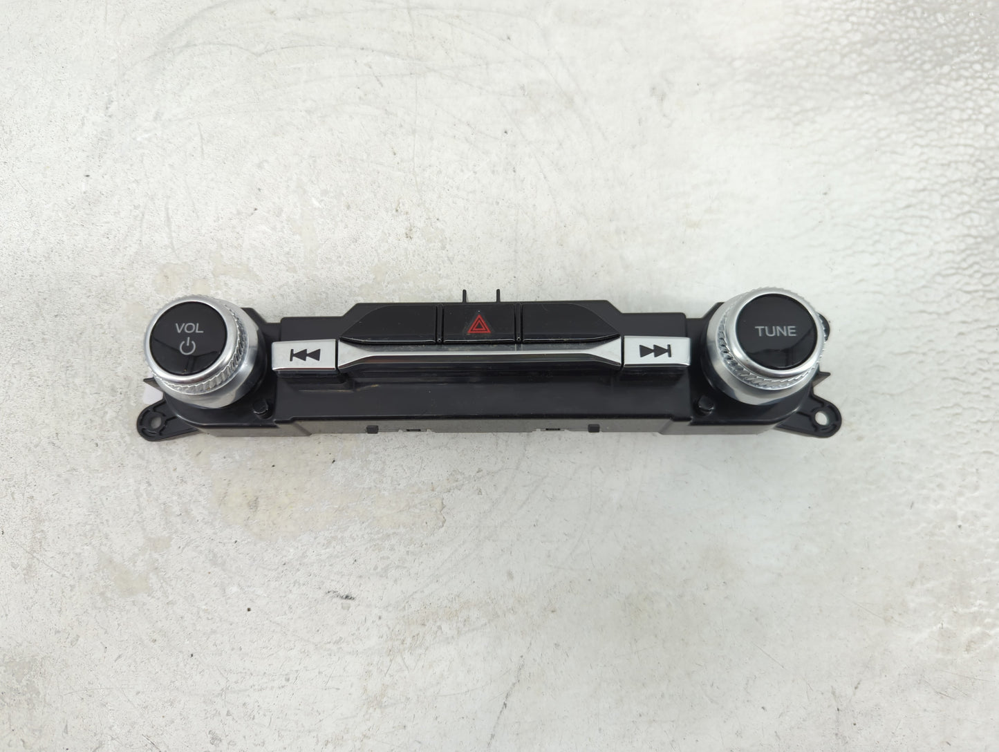 2021 Ford Explorer Radio Control Panel - Oemusedautoparts1.com