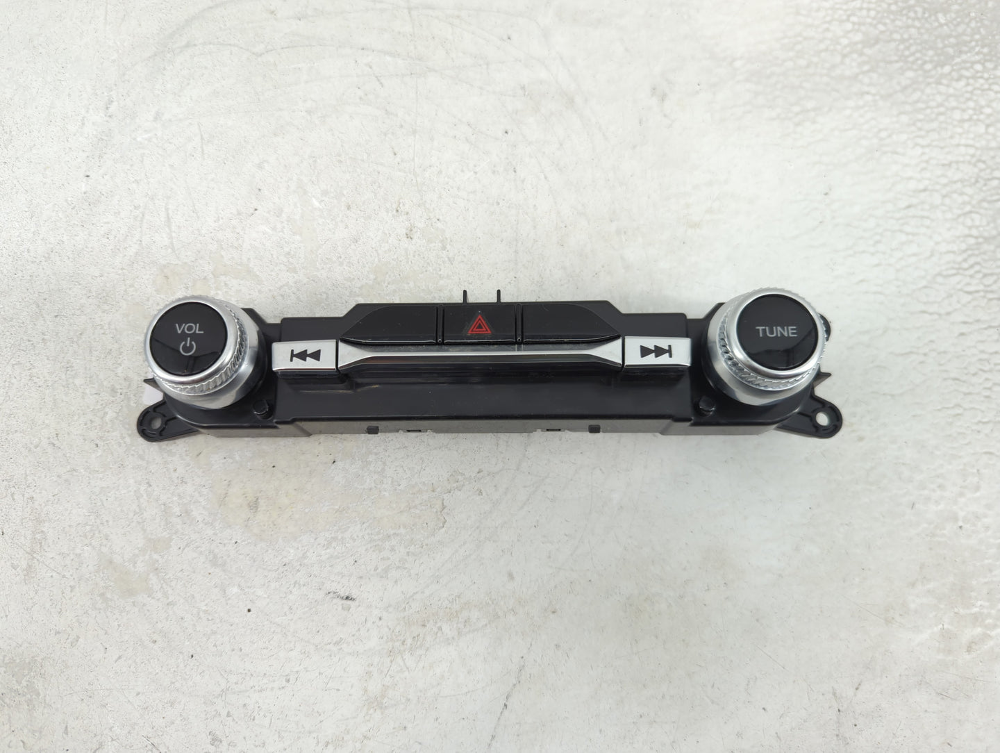 2021 Ford Explorer Radio Control Panel - Oemusedautoparts1.com