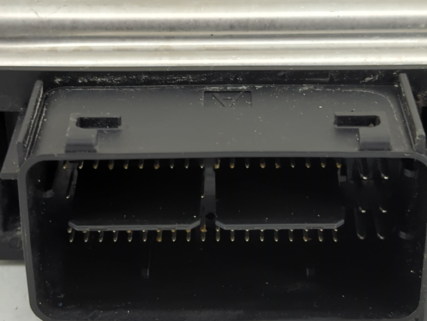 2021-2022 Ford Explorer PCM Engine Control Computer ECU ECM PCU OEM P/N:MB5A-12A650-ANB LB5A-12B684-DSA Fits Fits 2021 2022 