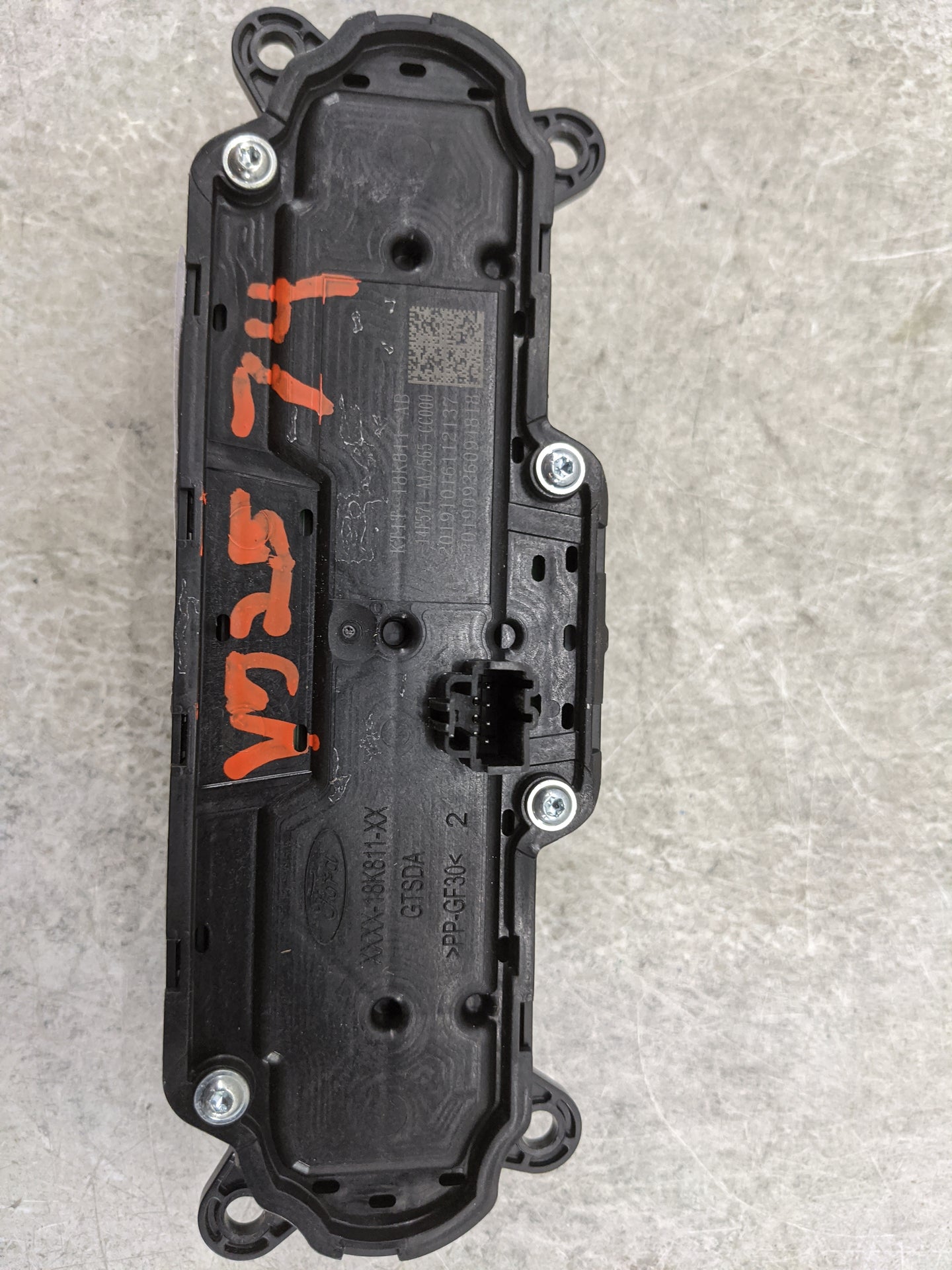 2021 Ford Explorer Radio Control Panel 1476447 - Oemusedautoparts1.com