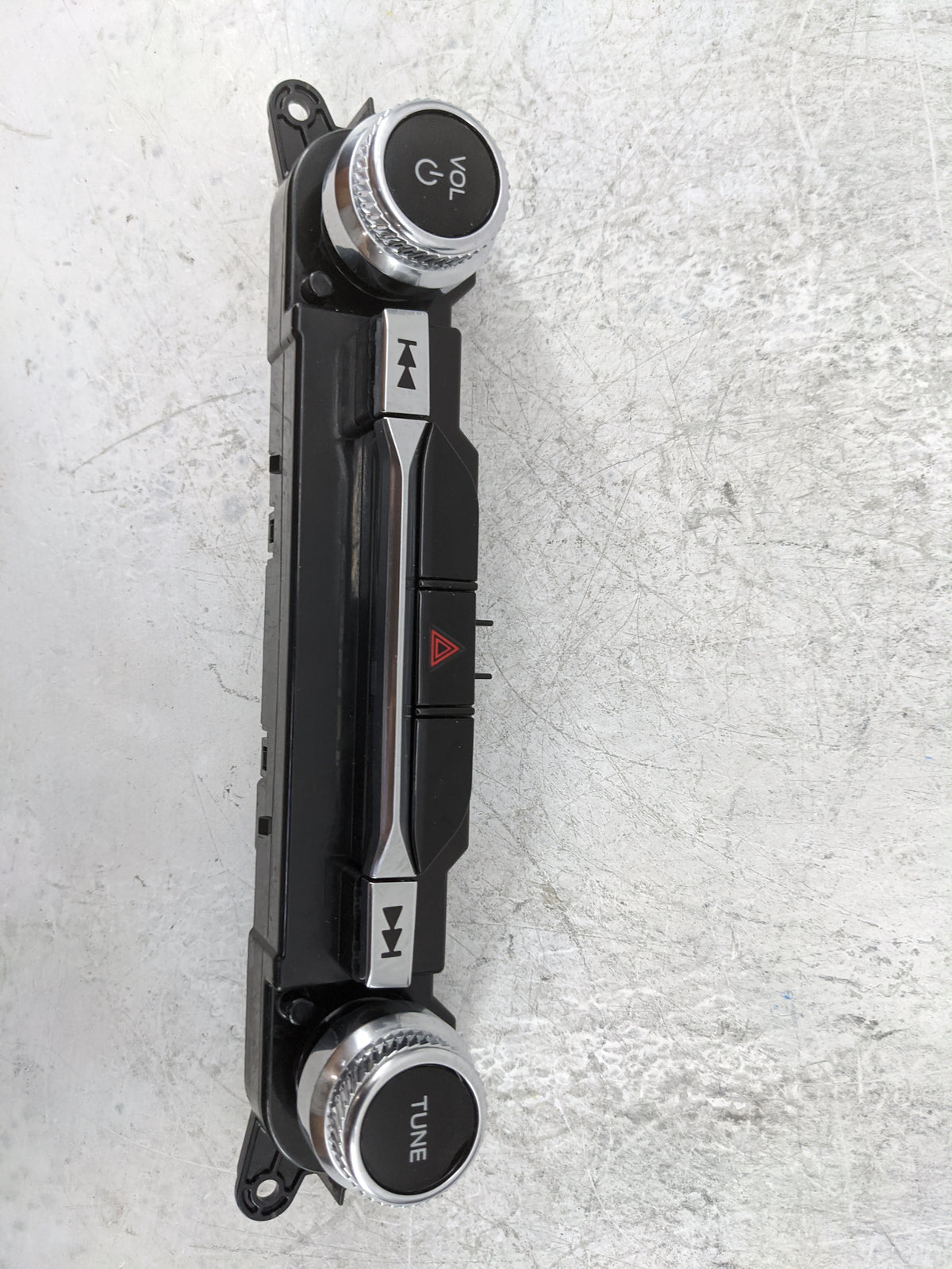 2021 Ford Explorer Radio Control Panel 1478163 - Oemusedautoparts1.com