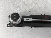 2021 Ford Explorer Radio AM FM Cd Player Receiver Replacement P/N:LB5T-18K811-AH C30476XHA Fits OEM Used Auto Parts - Oemuse