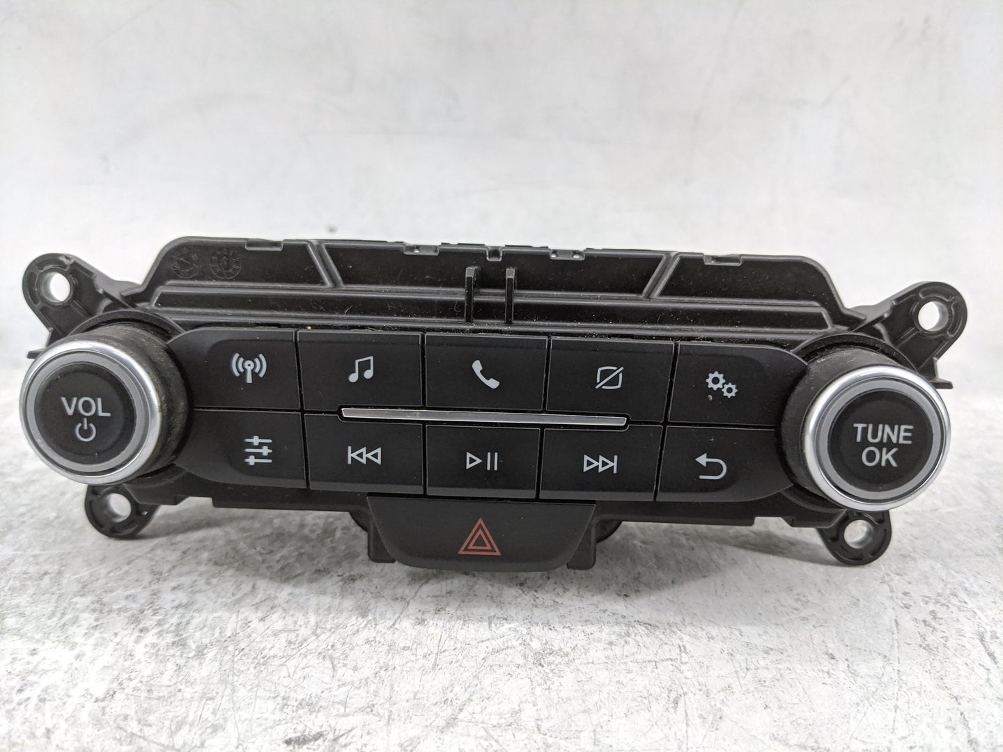 2021 Ford Explorer Radio Control Panel 1478337 - Oemusedautoparts1.com