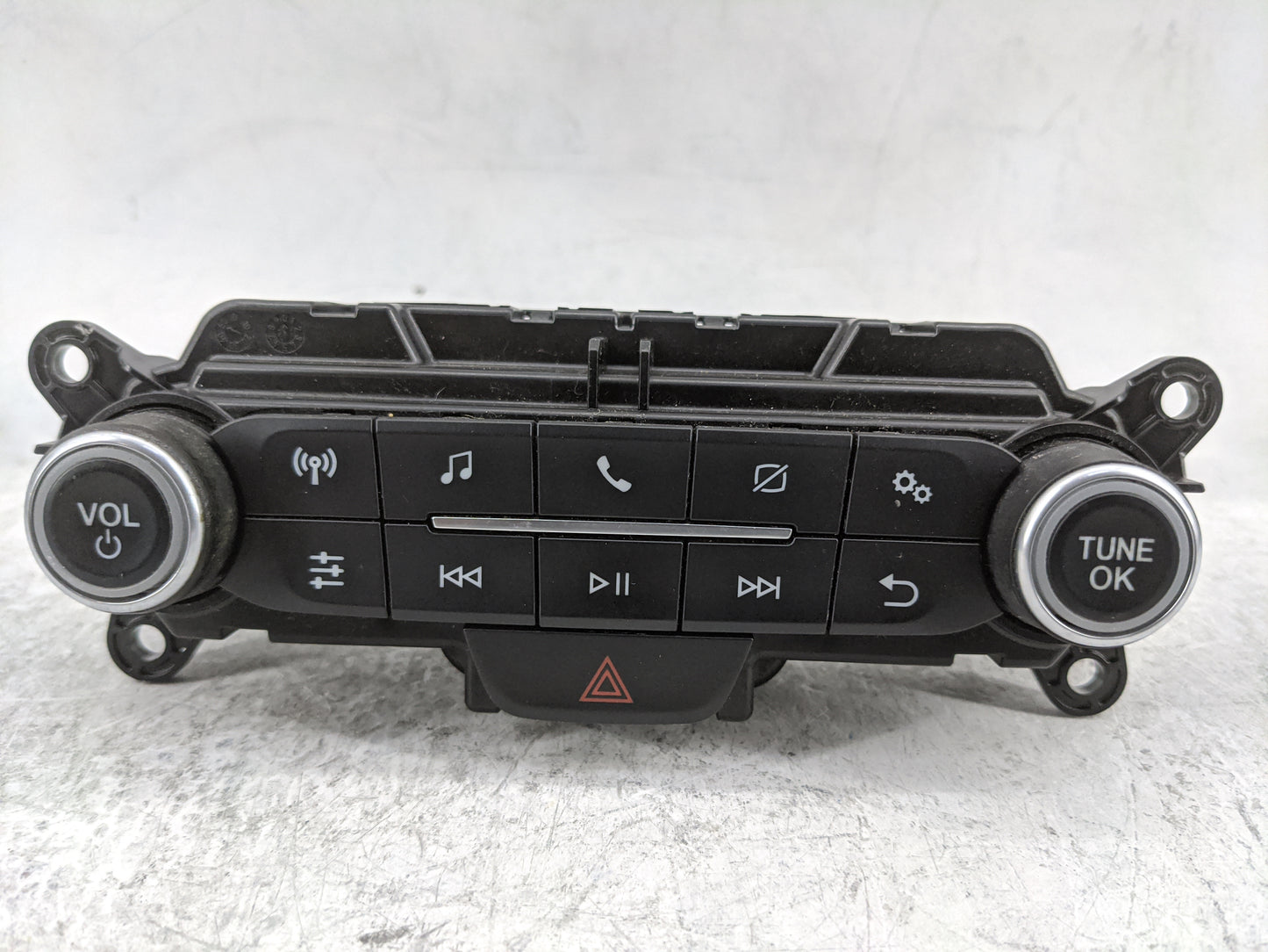 2021 Ford Explorer Radio Control Panel 1478337 - Oemusedautoparts1.com