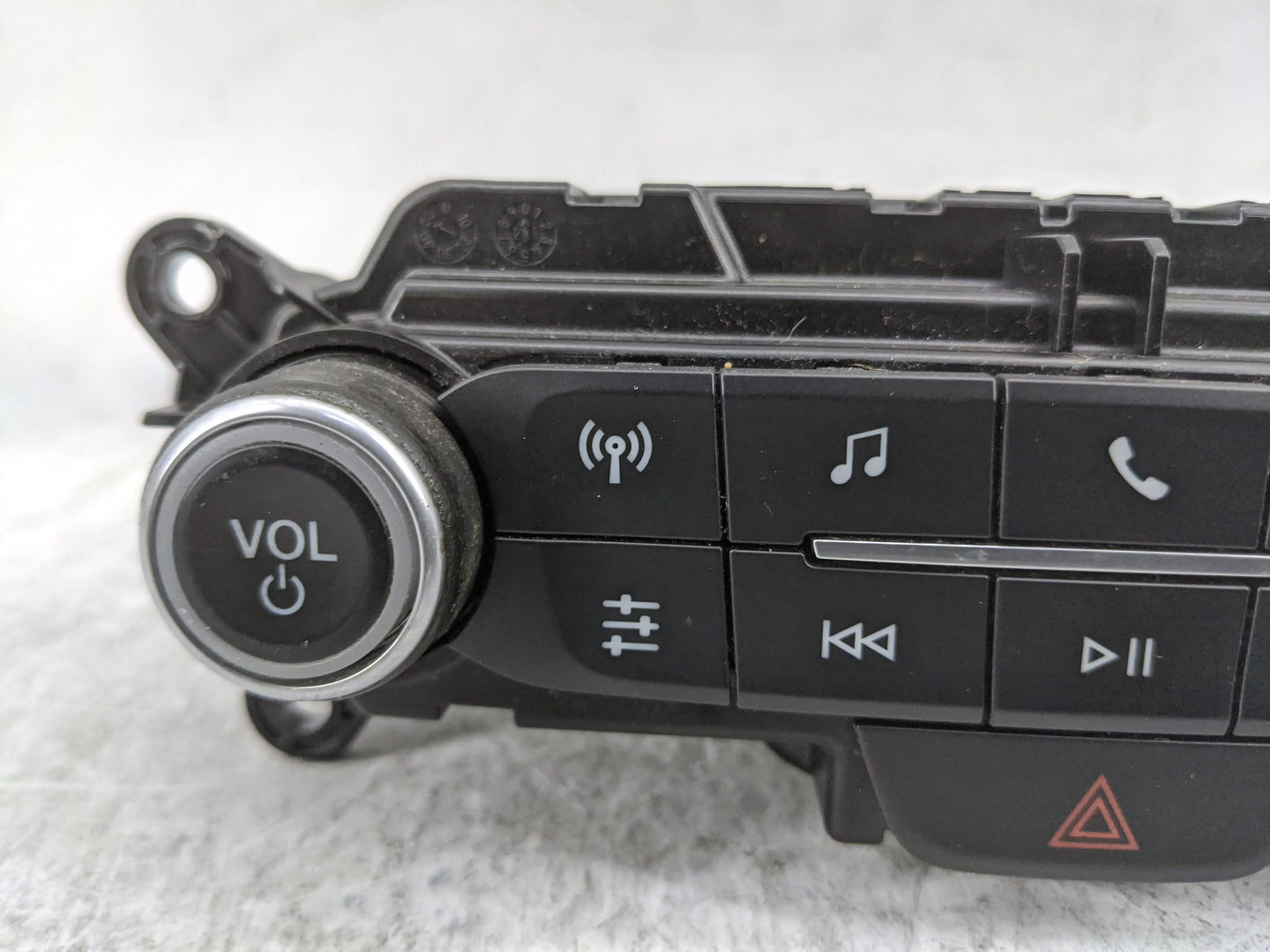 2021 Ford Explorer Radio Control Panel 1478337 - Oemusedautoparts1.com