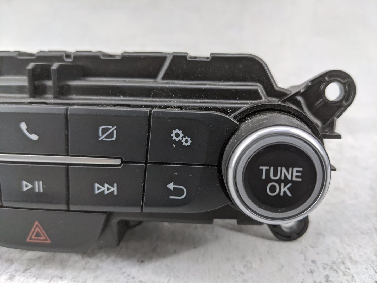 2021 Ford Explorer Radio Control Panel 1478337 - Oemusedautoparts1.com