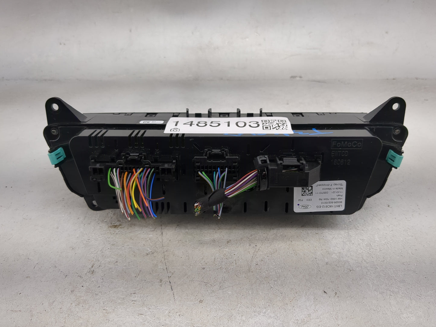 2021 Ford Explorer Climate Control Module Temperature AC/Heater Replacement P/N:LB5T-18C612-EG Fits OEM Used Auto Parts - Oe