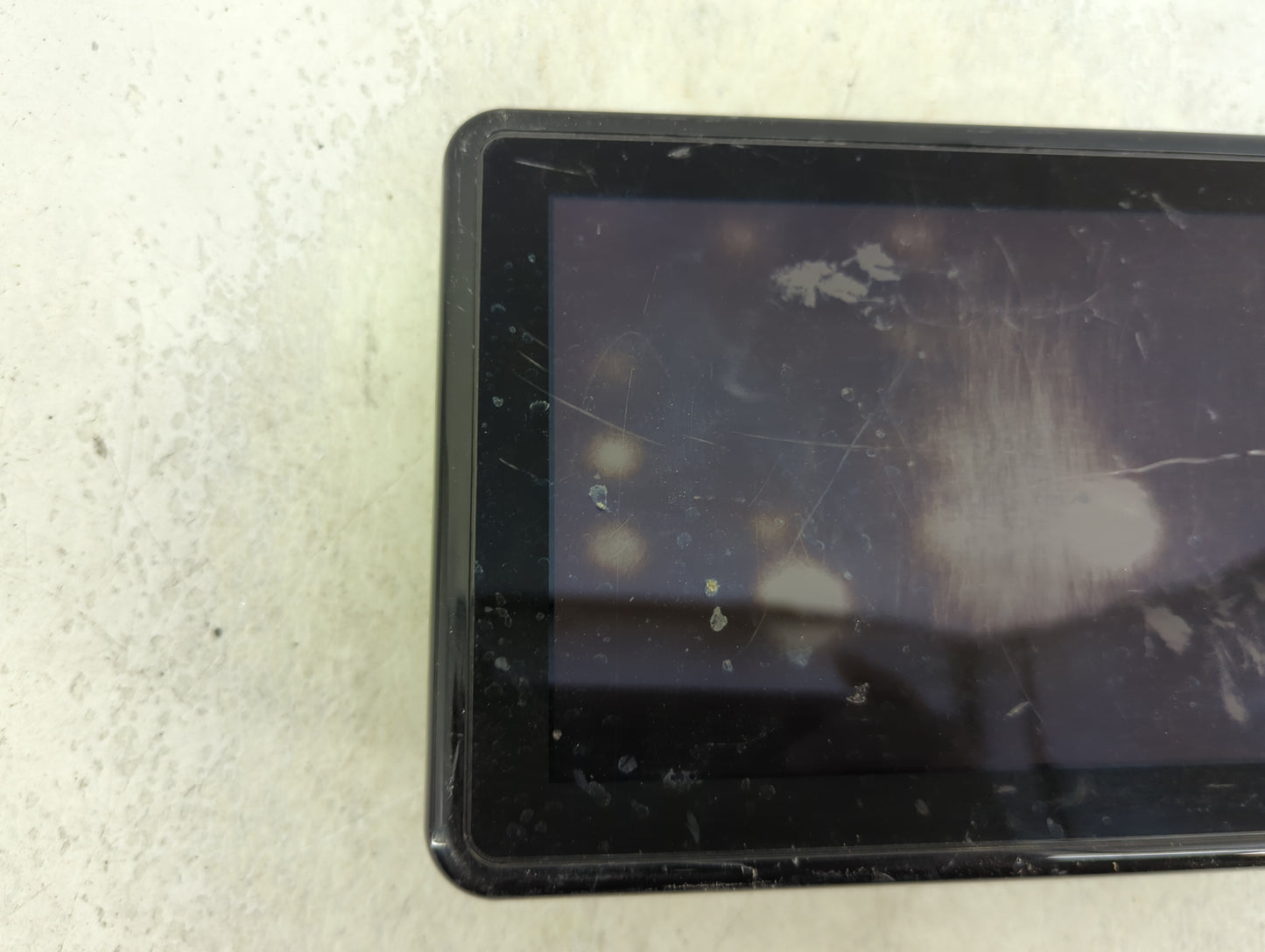 2020-2022 Ford Explorer Information Display Screen 1494358 - Oemusedautoparts1.com