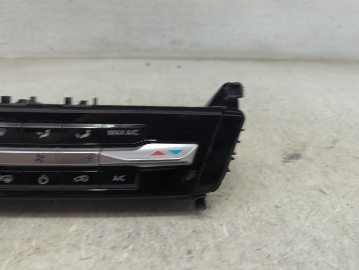 2021 Ford Explorer Climate Control Module Temperature AC/Heater Replacement P/N:LB5T-18C612-HG Fits OEM Used Auto Parts - Oe