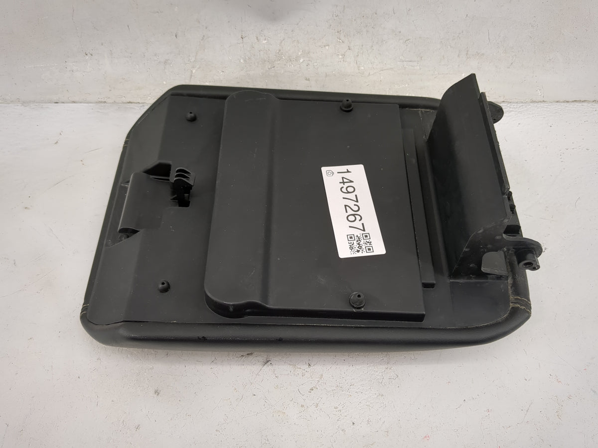 2021 Ford Explorer Center Console Armrest Cover Lid P/N:3010710 25773.02.01.04 Fits OEM Used Auto Parts - Oemusedautoparts1.