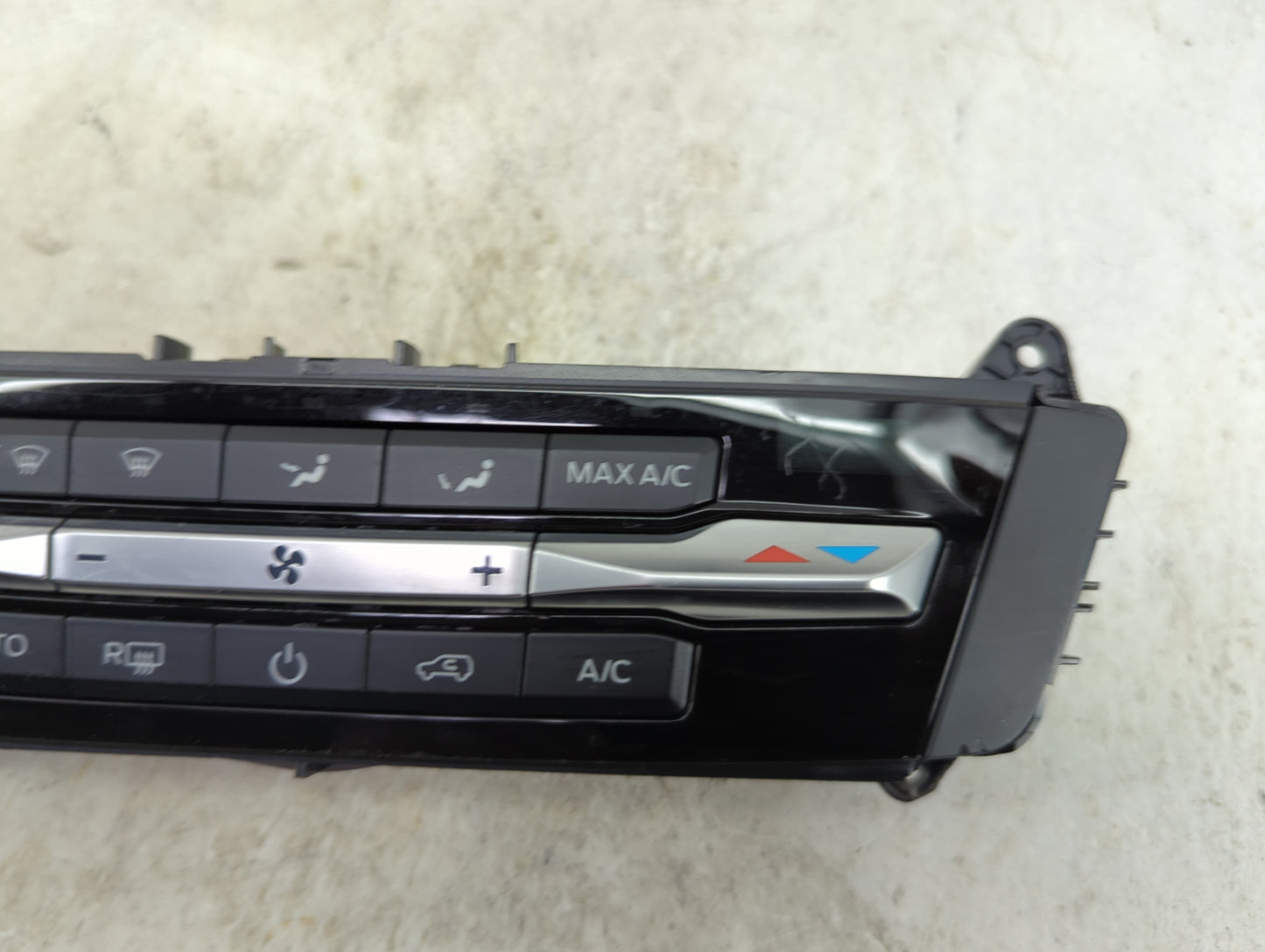 2021 Ford Explorer Climate Control Module Temperature AC/Heater Replacement P/N:LB5T-18C612-HF 90026-505/0009 Fits OEM Used 
