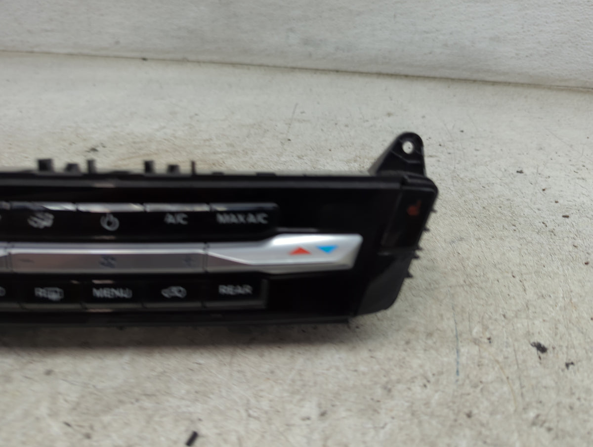 2020 Ford Explorer Climate Control Module Temperature AC/Heater Replacement P/N:MB5T-18C612-JA Fits OEM Used Auto Parts - Oe