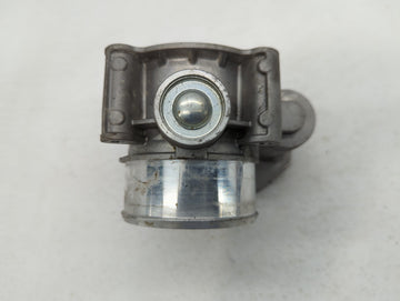 2020-2022 Ford Explorer Throttle Body P/N:20273 325947 Fits Fits 2018 2019 2020 2021 2022 OEM Used Auto Parts