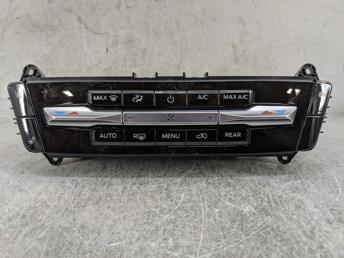 2020 Ford Explorer Climate Control Module Temperature AC/Heater Replacement P/N:LB5T-18C612-DG Fits OEM Used Auto Parts - Oe