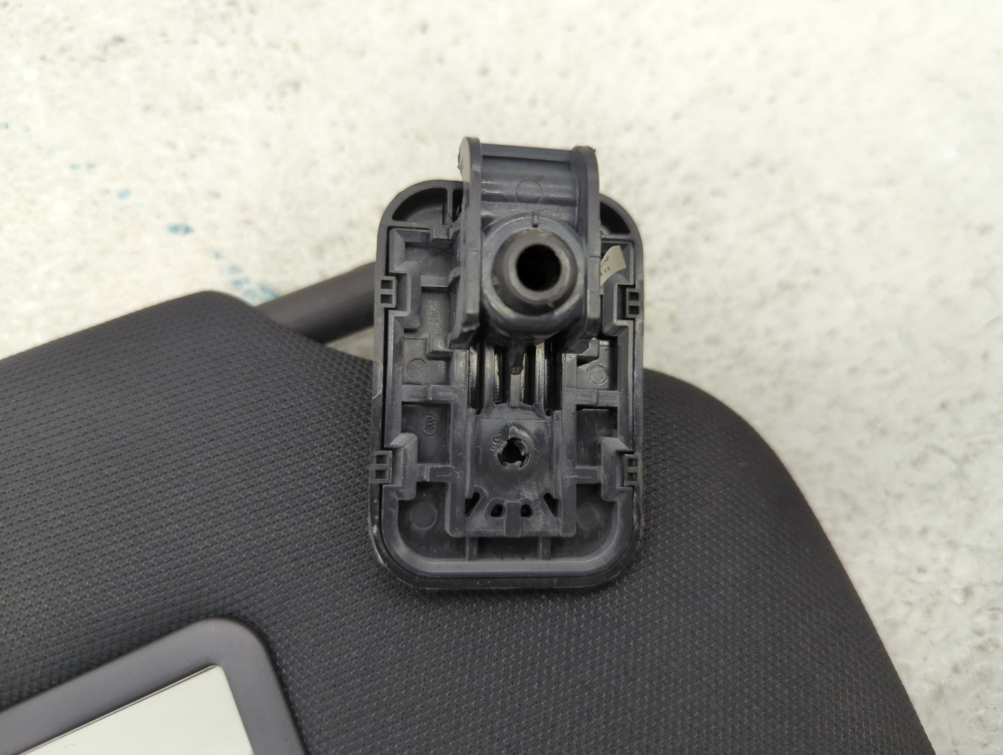2021 Ford Explorer Sun Visor Shade Replacement Passenger Right Mirror Fits OEM Used Auto Parts - Oemusedautoparts1.com