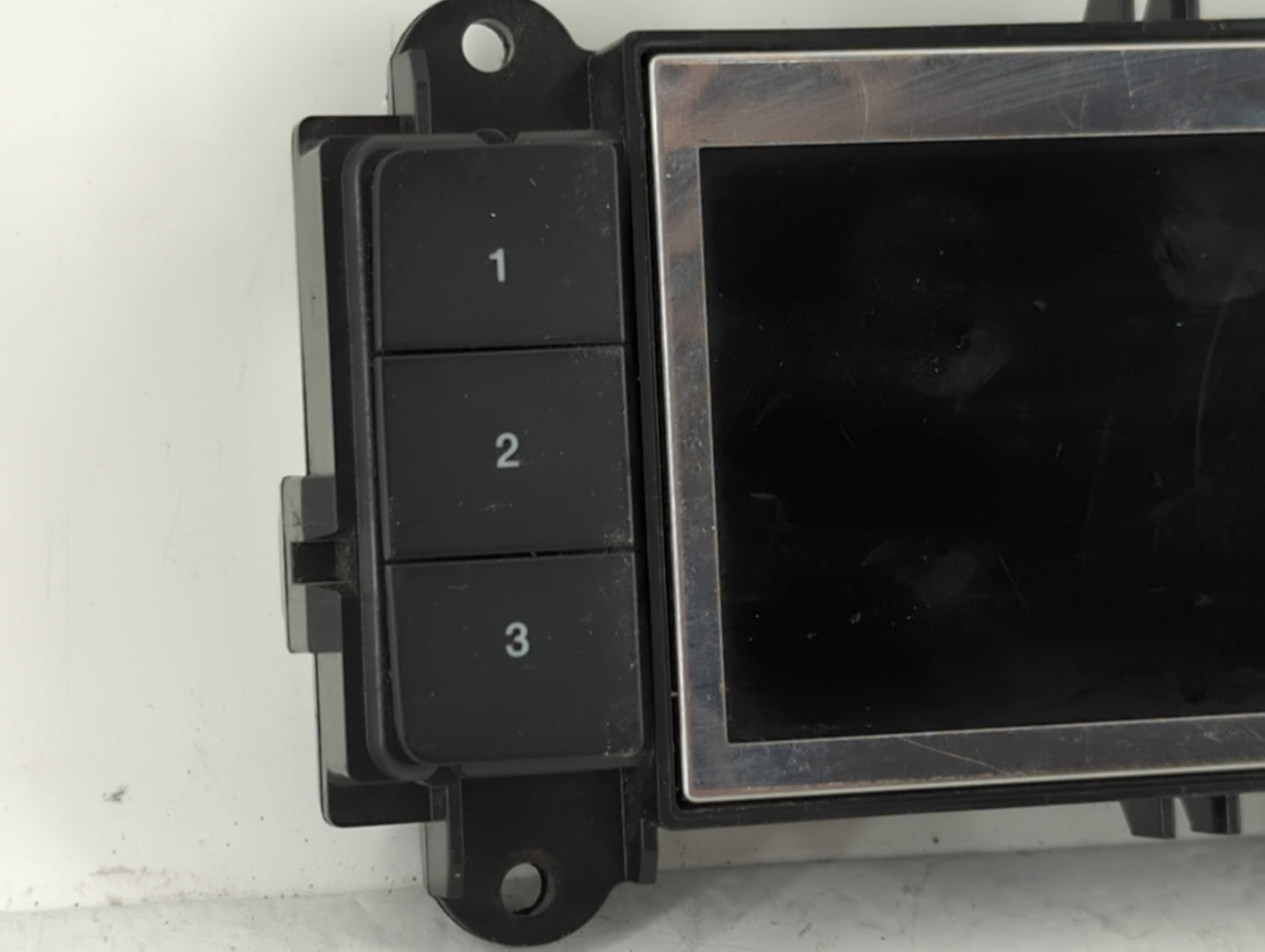 2021 Ford Explorer Information Display Screen - Oemusedautoparts1.com