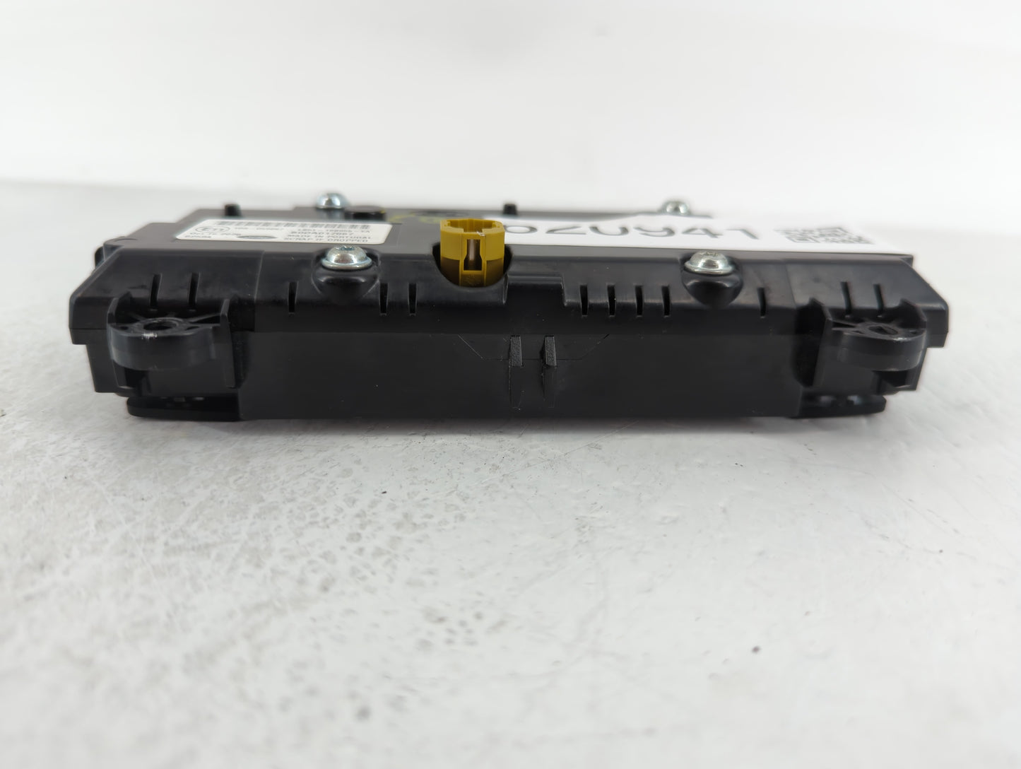 2021 Ford Explorer Information Display Screen - Oemusedautoparts1.com