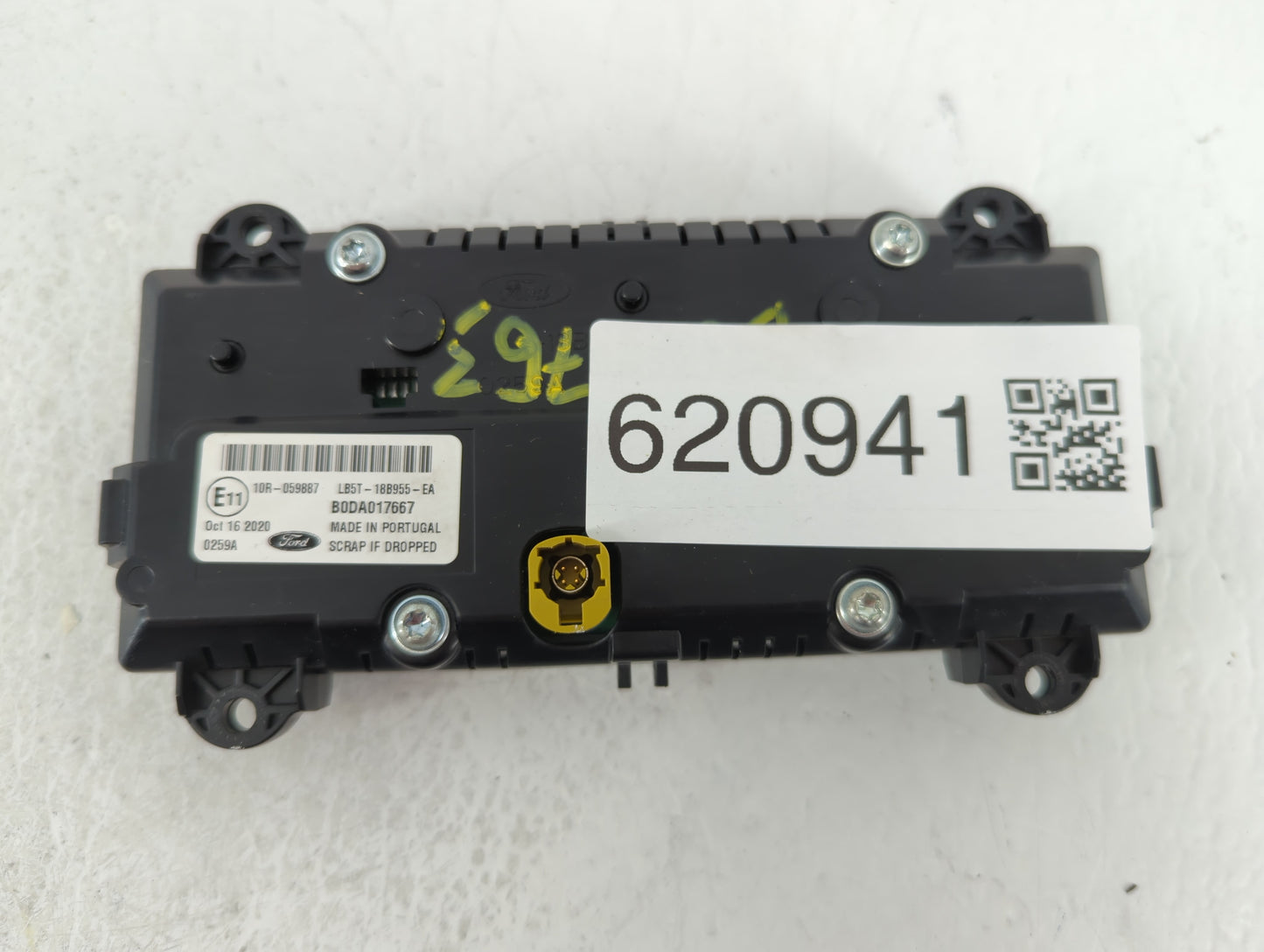 2021 Ford Explorer Information Display Screen - Oemusedautoparts1.com