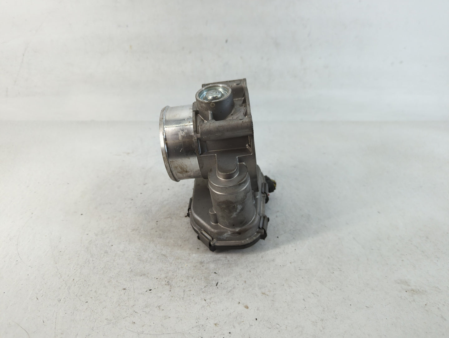 2020-2022 Ford Explorer Throttle Body P/N:20349313651 JT4E 9F991AA Fits Fits 2018 2019 2020 2021 2022 OEM Used Auto Parts - 