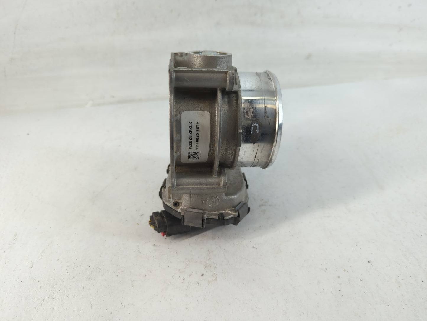 2020-2022 Ford Explorer Throttle Body P/N:HL3E 9F991 AA Fits Fits 2017 2018 2019 2020 2021 2022 OEM Used Auto Parts - Oemuse