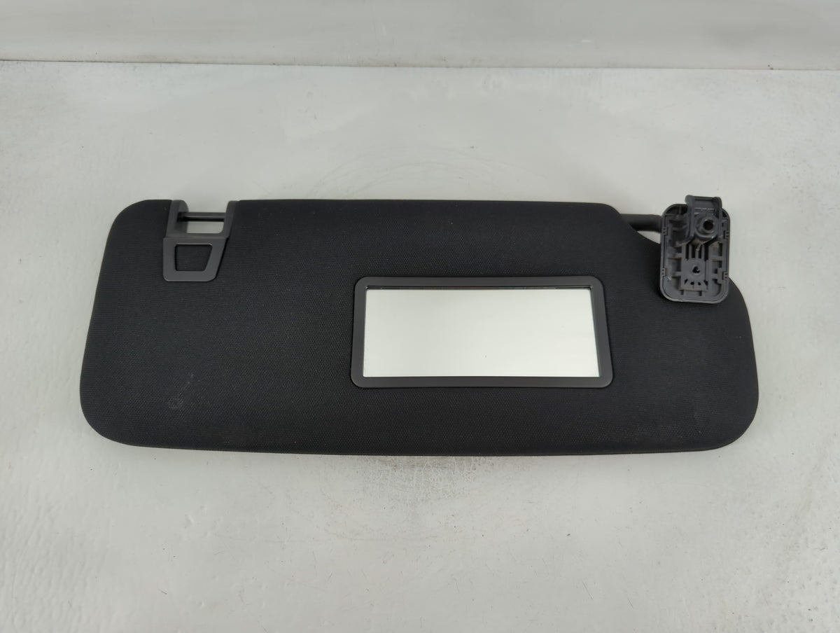 2020 Ford Explorer Sun Visor Shade Replacement Passenger Right Mirror Fits OEM Used Auto Parts - Oemusedautoparts1.com