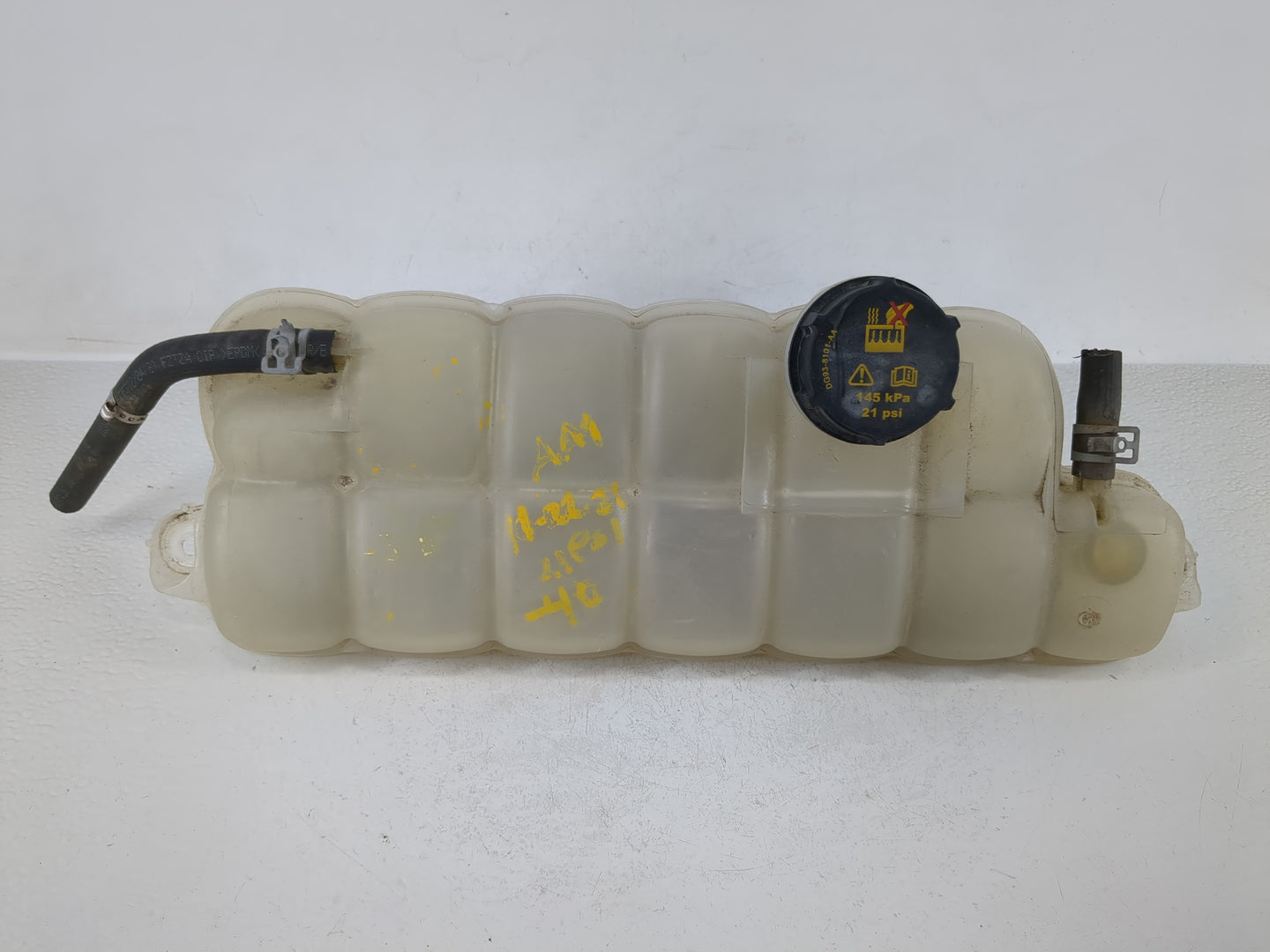 Ford F-150 Windshield Washer Fluid Reservoir Bottle Oem - Oemusedautoparts1.com
