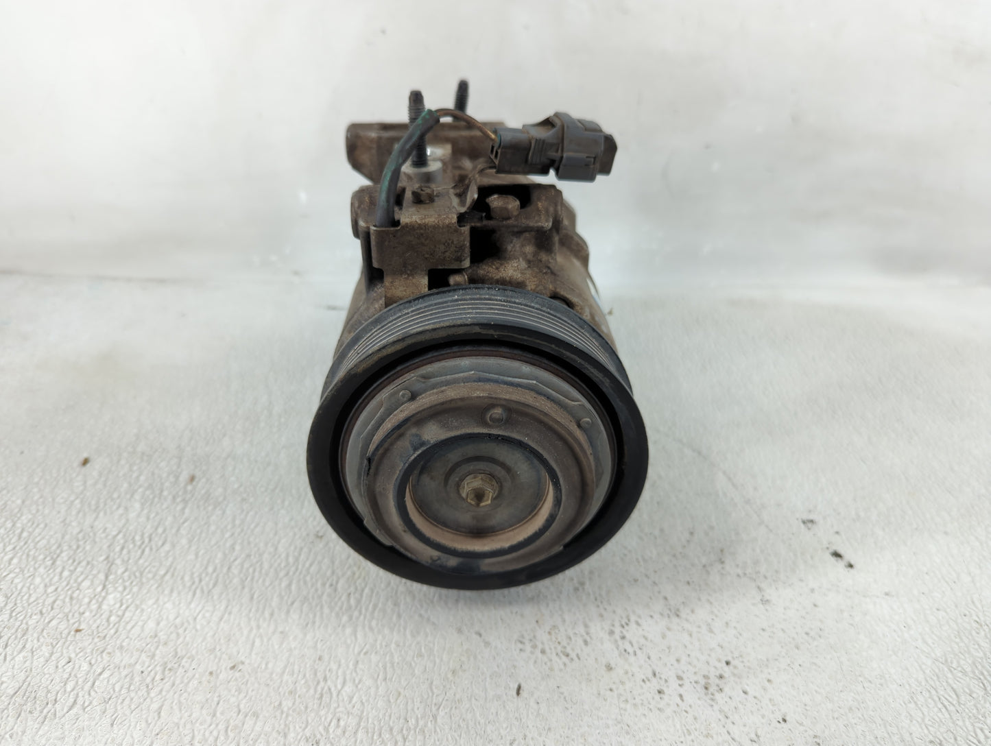 Ford F-150 Air Conditioning A/c Ac Compressor Oem - Oemusedautoparts1.com